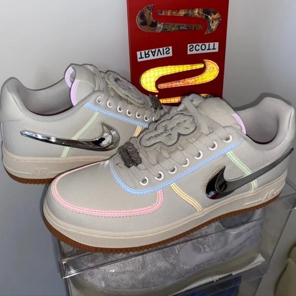 Travis Scott x Nike Air Force 1Low "Sail" - Picture 3 of 5